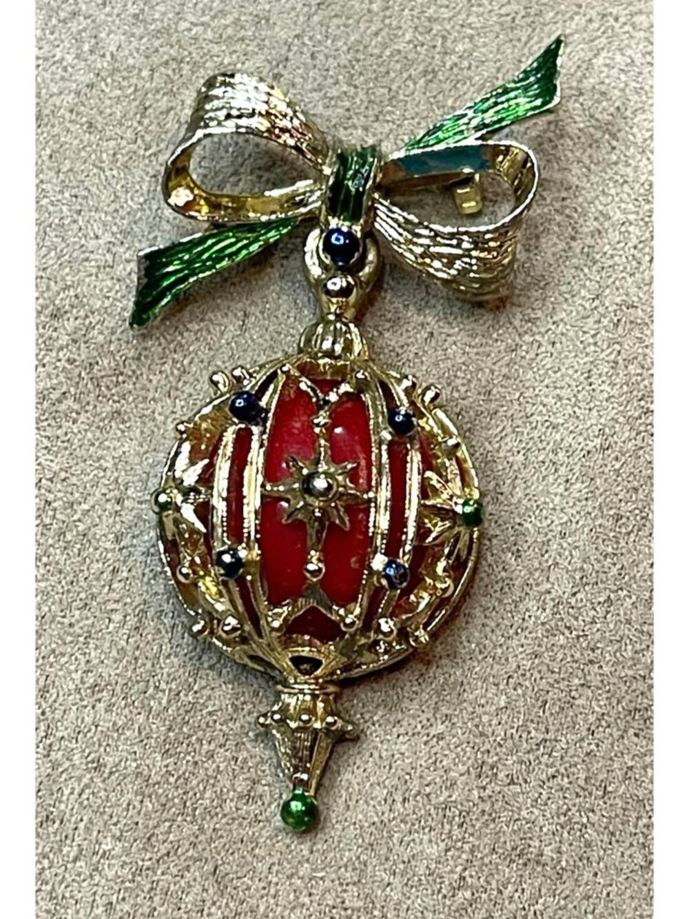 Vintage 60s Gerry's Christmas Ornament Dangle Brooch Pin